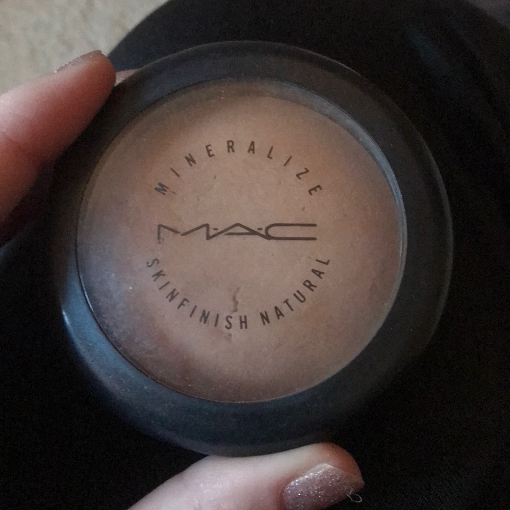 Mac mineralize skinfinish